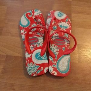 Havaianas red turquoise & gold flip flops size 4/5